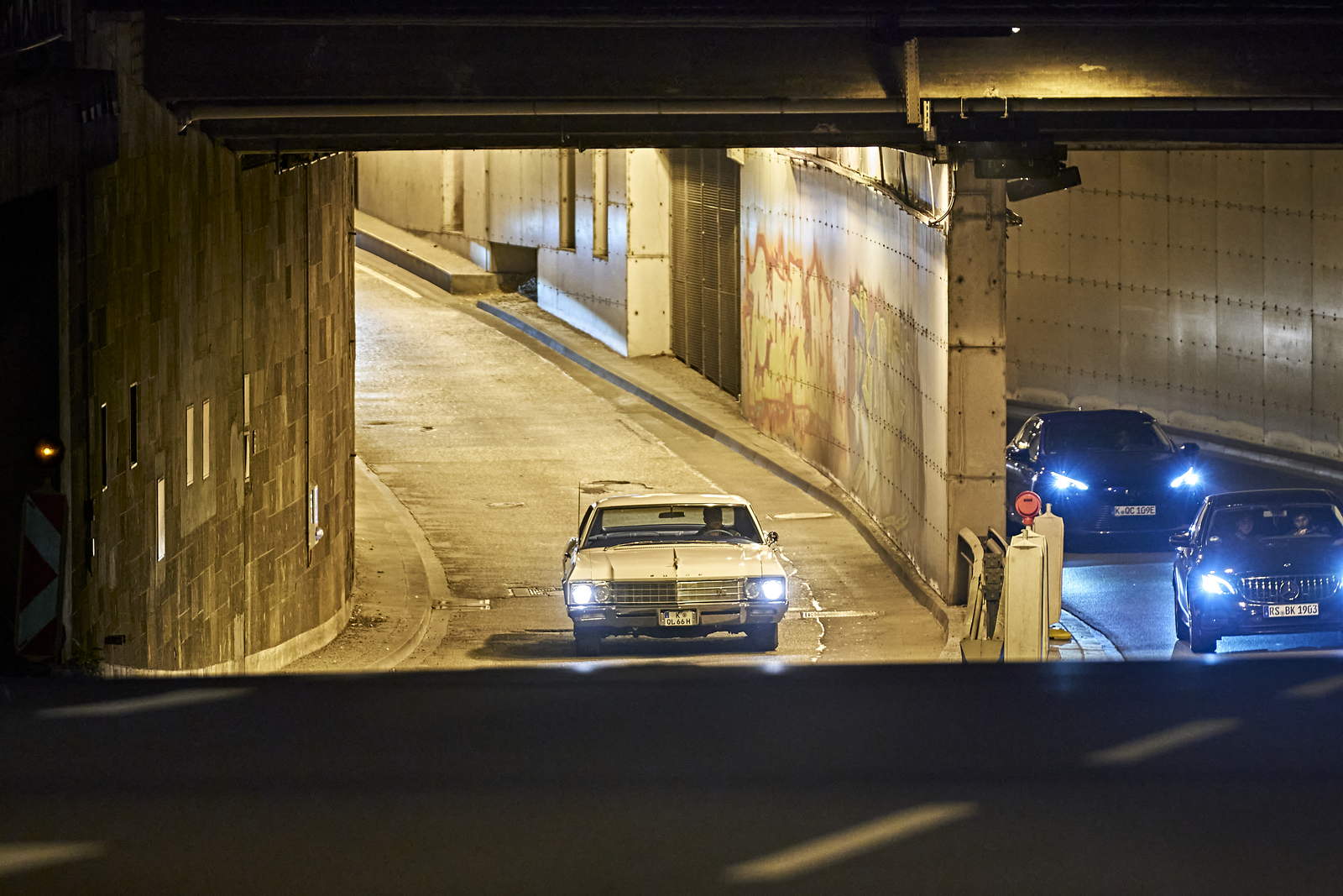 Buick Le Sabre 400 Köln bei Nacht